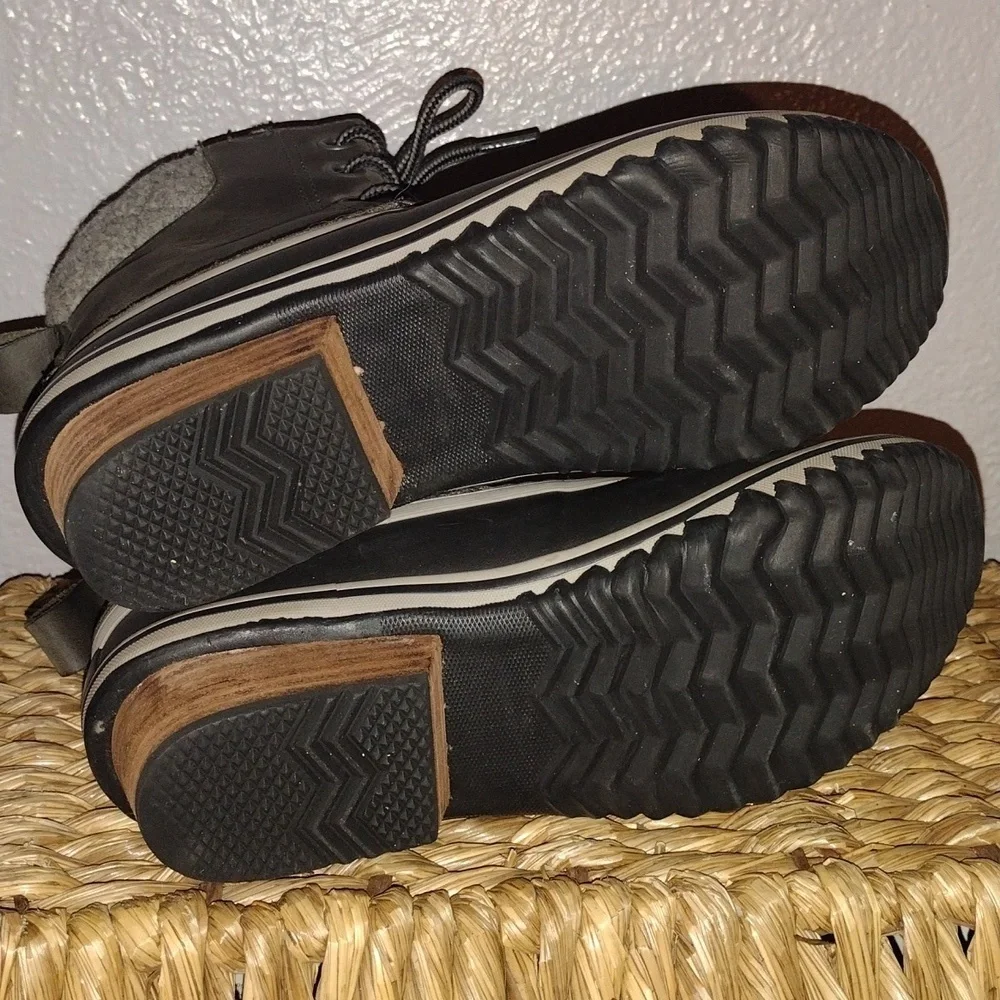Sorel Slimpack II Lace up Winter Olive Green Gray Black Boots 7